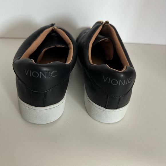 Vionic Ellis Black Leather Zip Up Sneaker - Picture 6 of 8